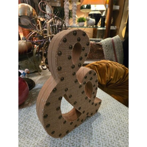 WEIGHTED WOOD & SIGN WITH STUDS/BURLAP - Picture 2 of 2